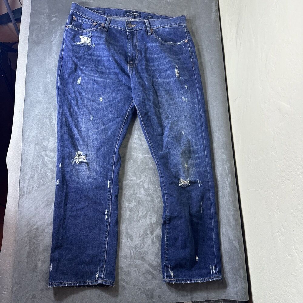 Lucky Brand Jeans Men’s 34x30 Distressed Hole 410 Athletic Fit